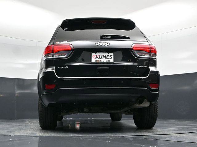 Certified 2022 Jeep Grand Cherokee Laredo E AWD/4WD image 55