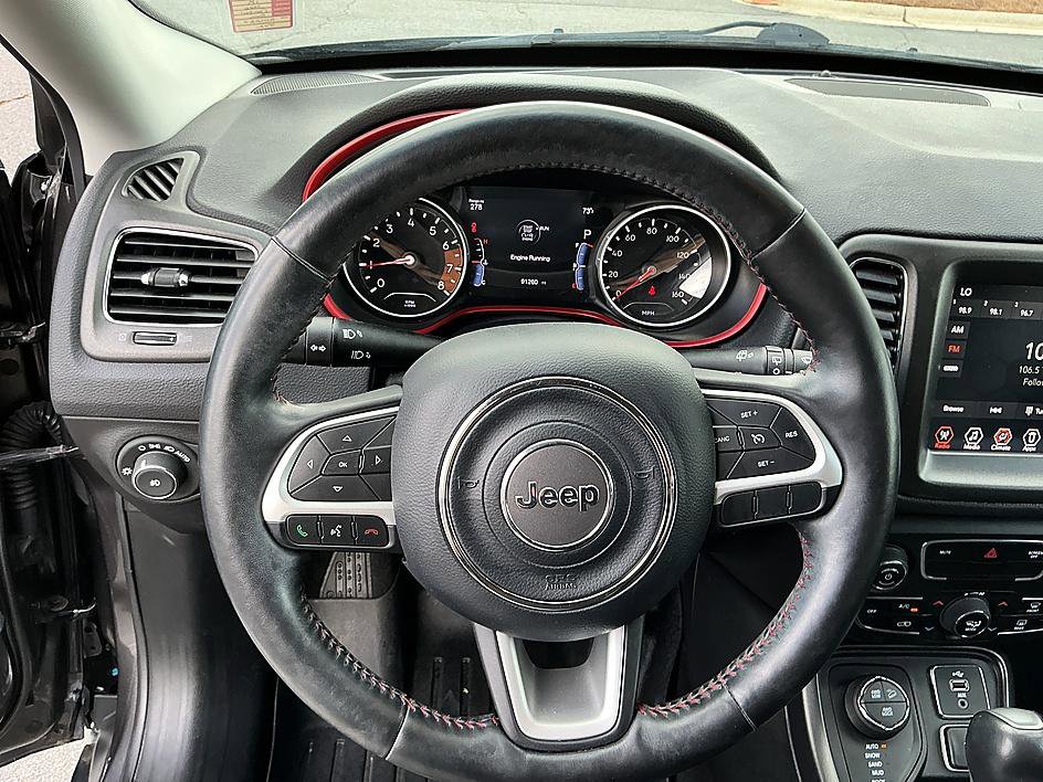 Used 2018 Jeep Compass Trailhawk w/ Cold Weather Group image 14