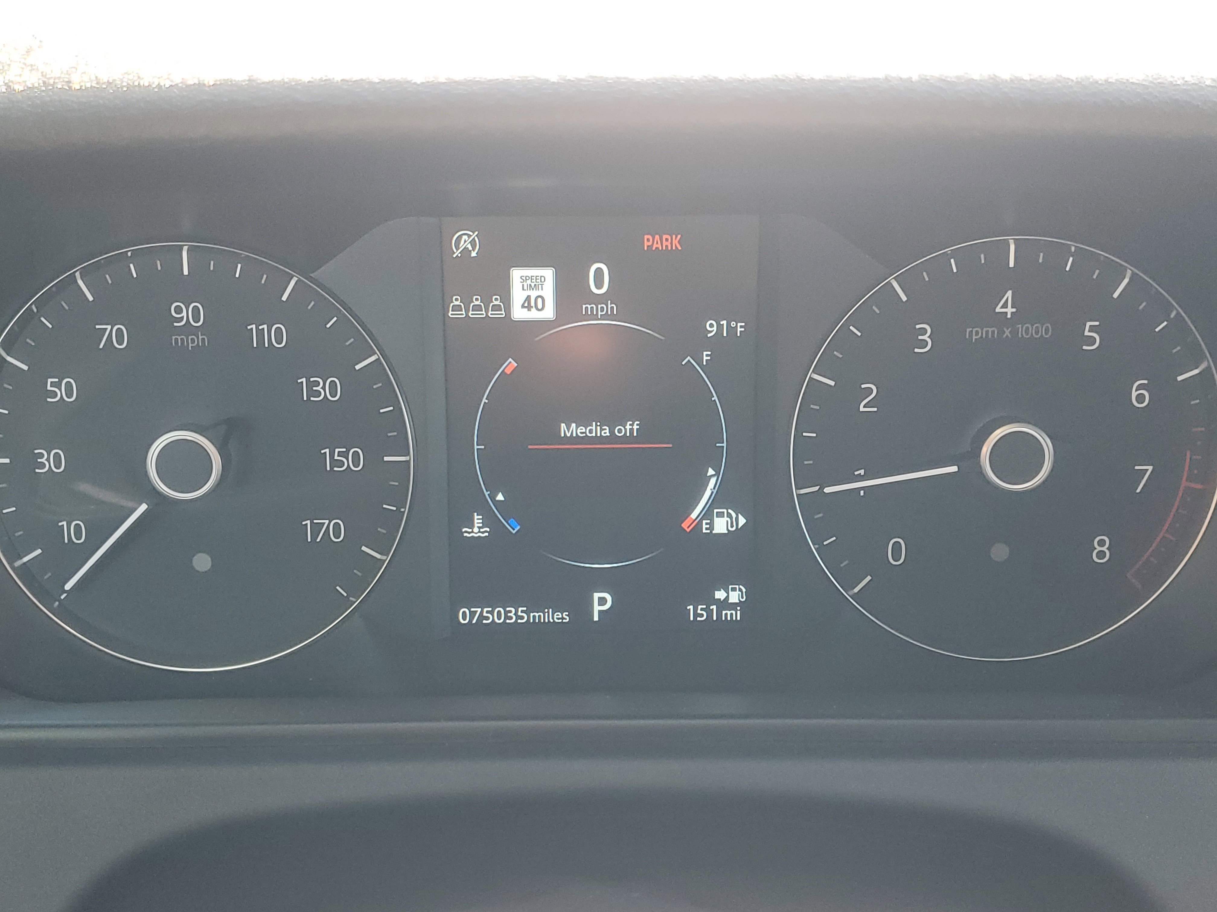 Used 2019 Land Rover Range Rover Velar S image 30