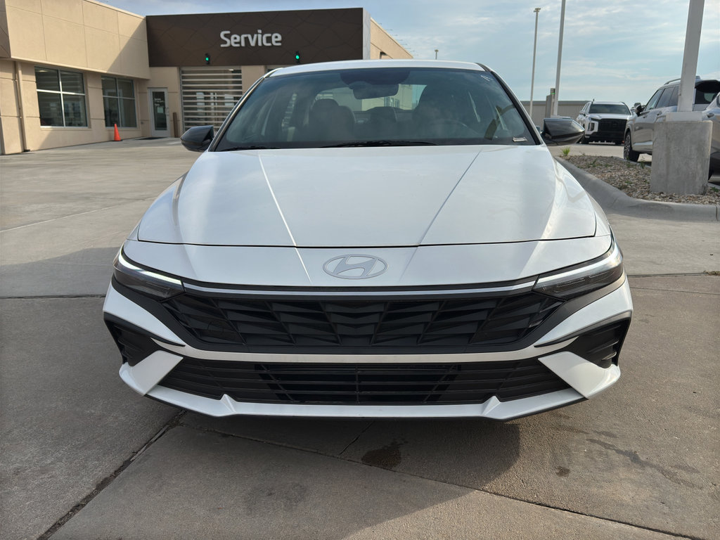 New 2025 Hyundai Elantra Sport image 8