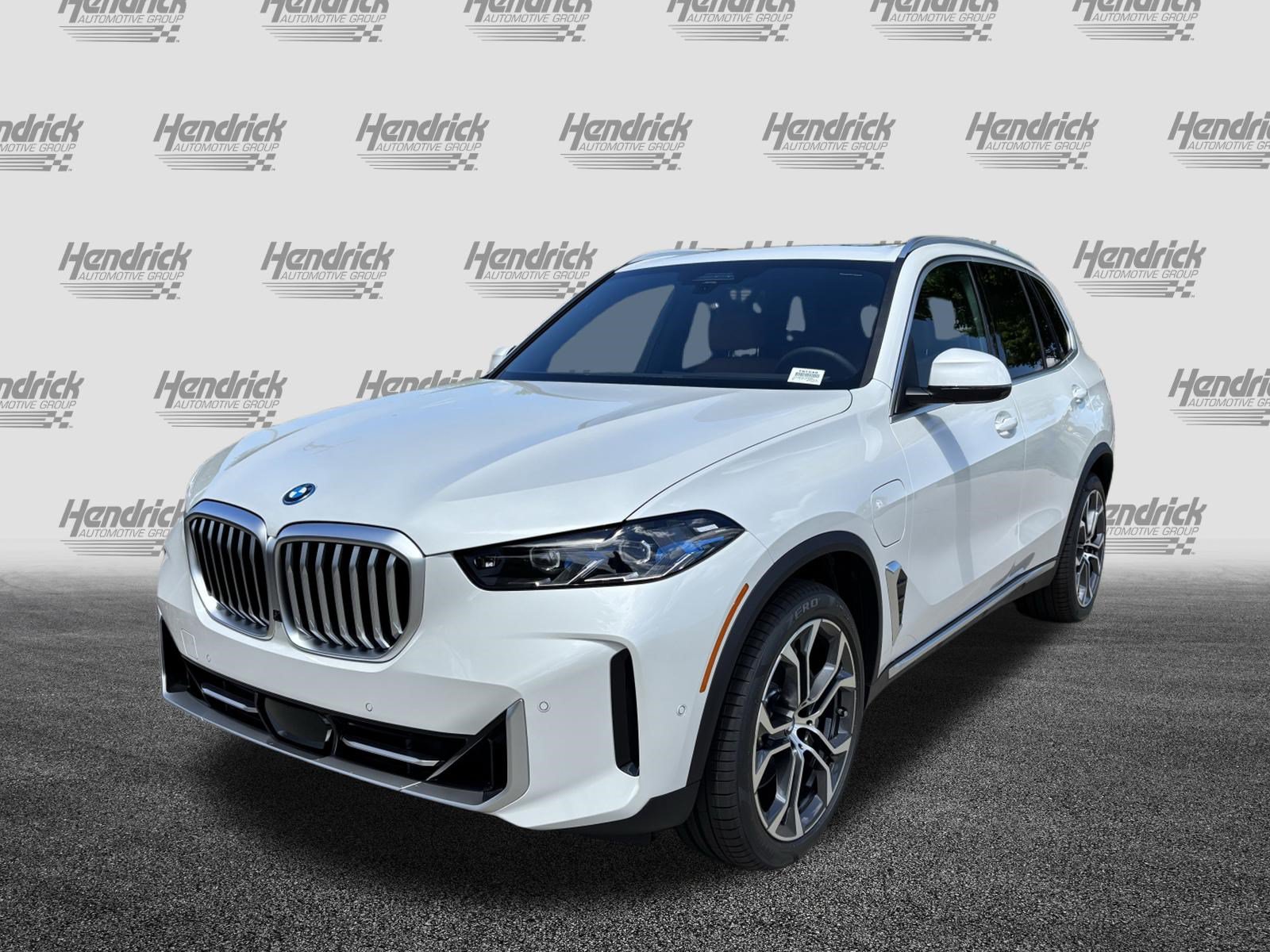 New 2026 BMW X5 xDrive50e AWD/4WD image 7