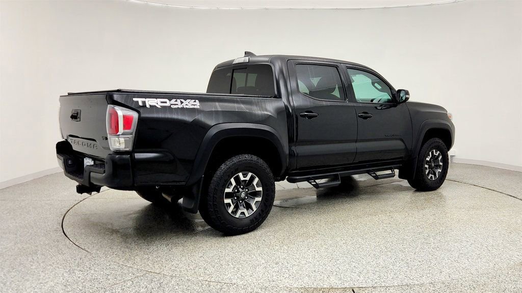 Used 2023 Toyota Tacoma TRD Off-Road w/ TRD Premium Off Road Package AWD/4WD image 5