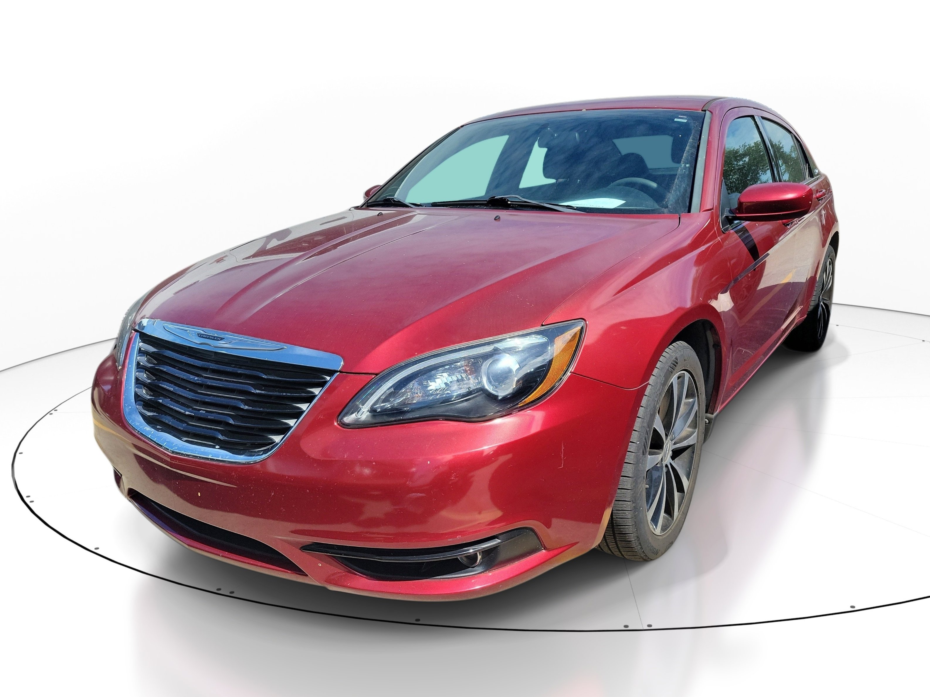 Used 2013 Chrysler 200 Touring w/ S Exterior Appearance Pkg FWD image 2