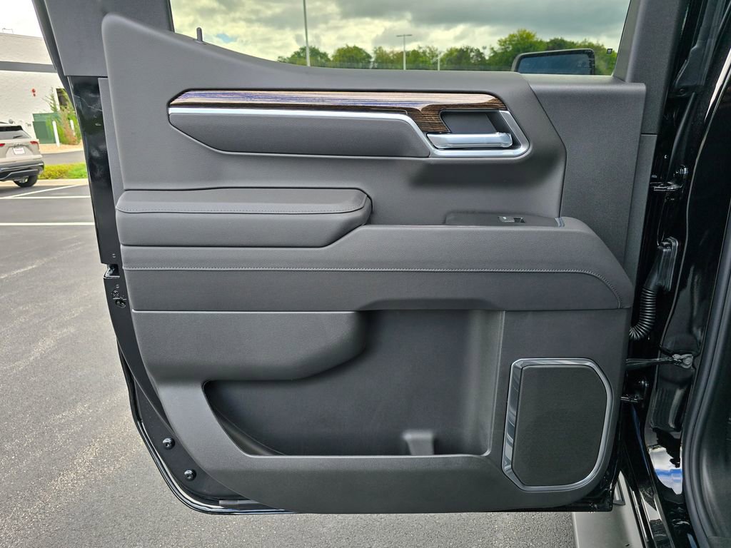 New 2026 GMC Sierra 1500 Elevation w/ Elevation Premium Package AWD/4WD image 27