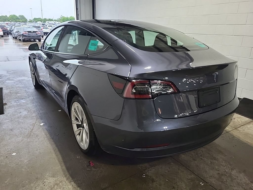 Used 2023 Tesla Model 3 Standard Range RWD image 4