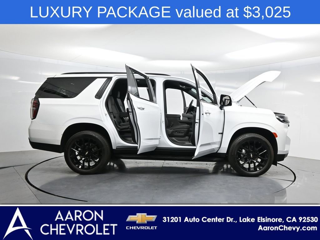 Used 2023 Chevrolet Tahoe RST w/ Luxury Package image 3