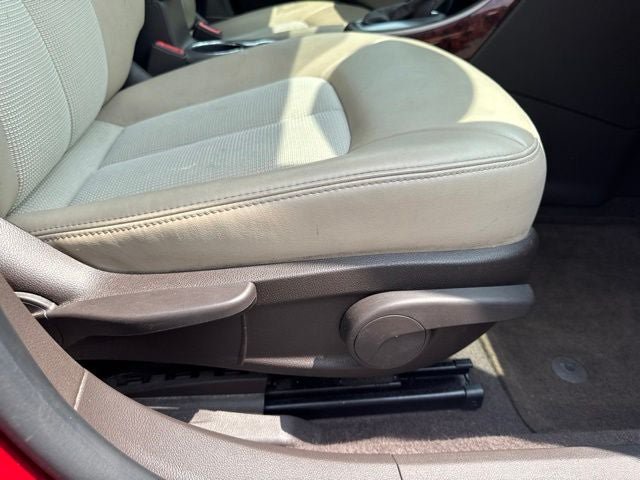 Used 2014 Buick Verano Convenience FWD image 58