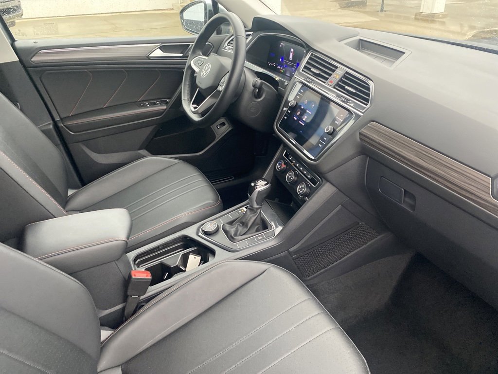 Used 2024 Volkswagen Tiguan Wolfsburg Edition image 26
