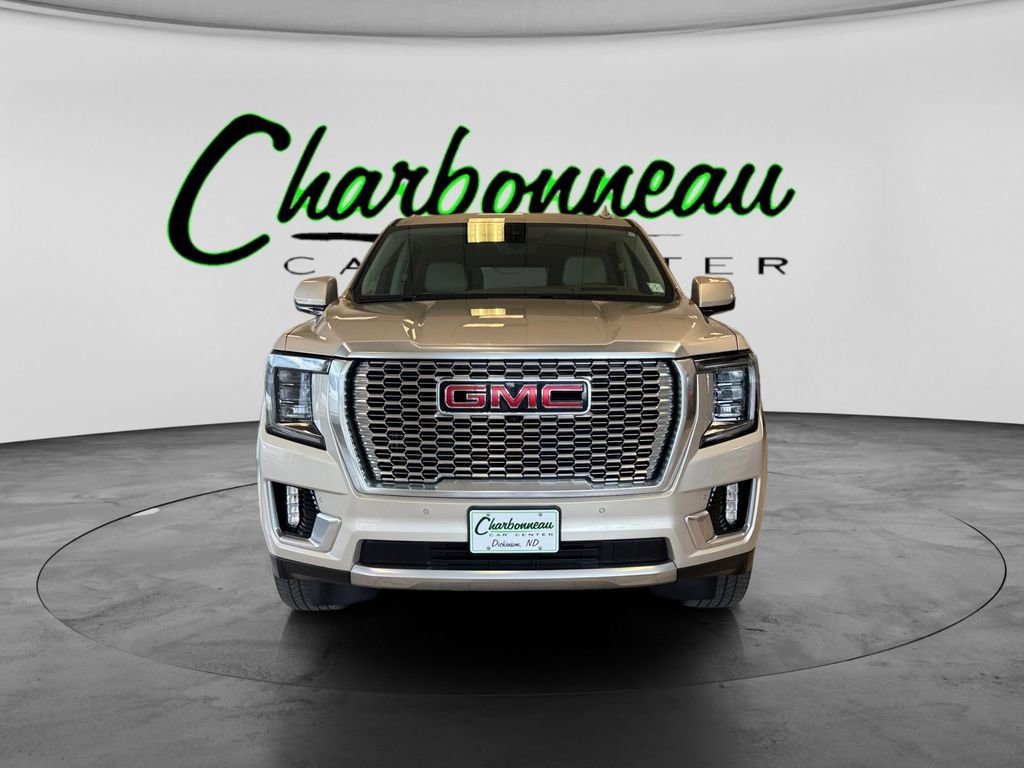 Used 2021 GMC Yukon Denali w/ Denali Premium Package AWD/4WD image 8