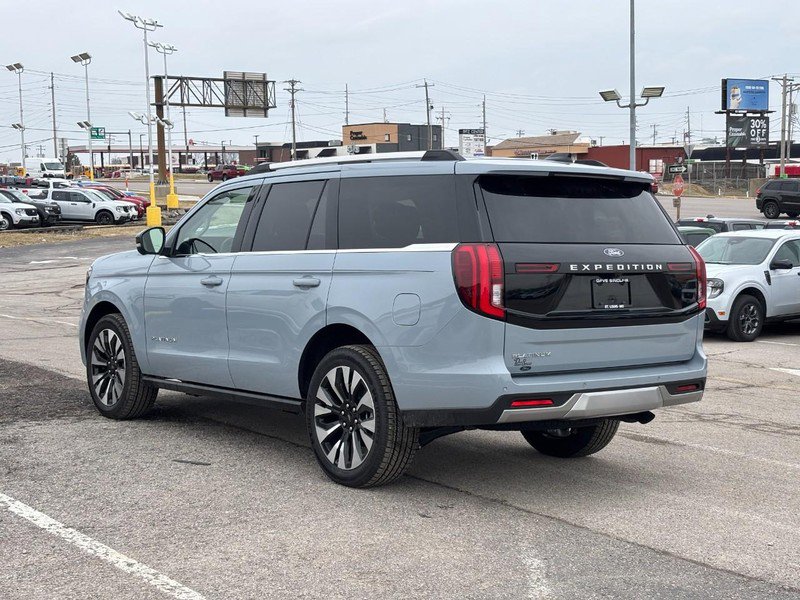 New 2026 Ford Expedition Platinum w/ Driver's Package image 9