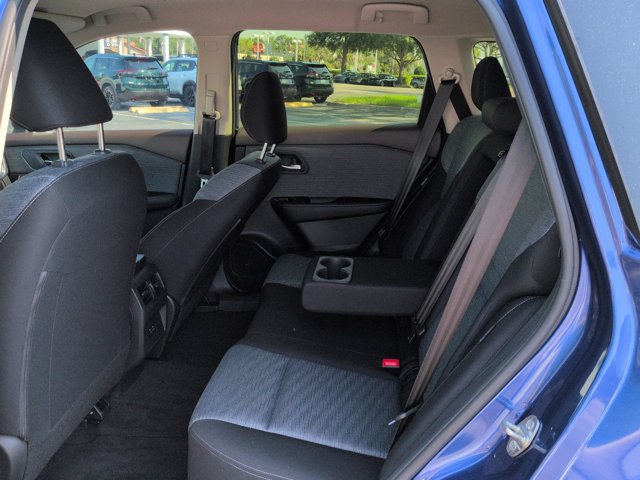 Certified 2023 Nissan Rogue SV FWD image 14