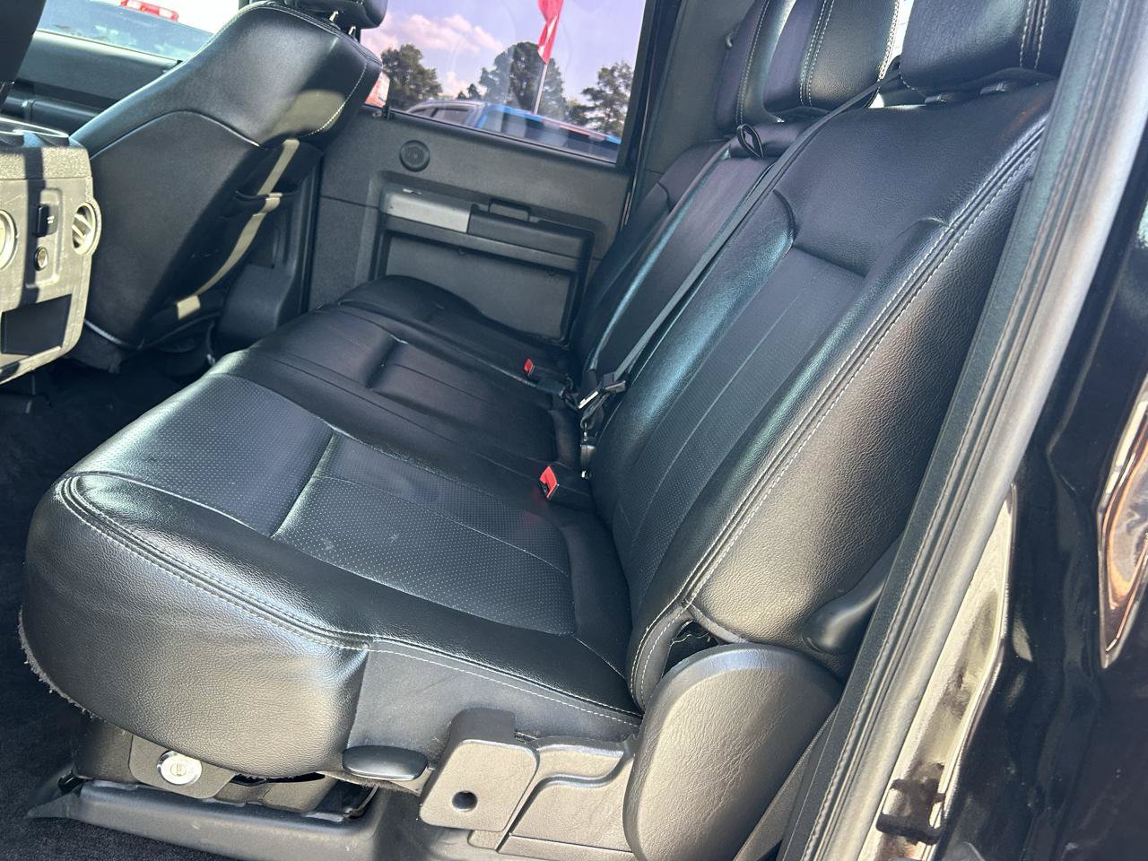 Used 2013 Ford F250 Lariat w/ Lariat Interior Pkg AWD/4WD image 13