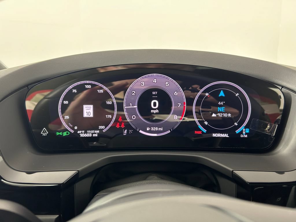 Certified 2024 Porsche Panamera 4 AWD/4WD image 21