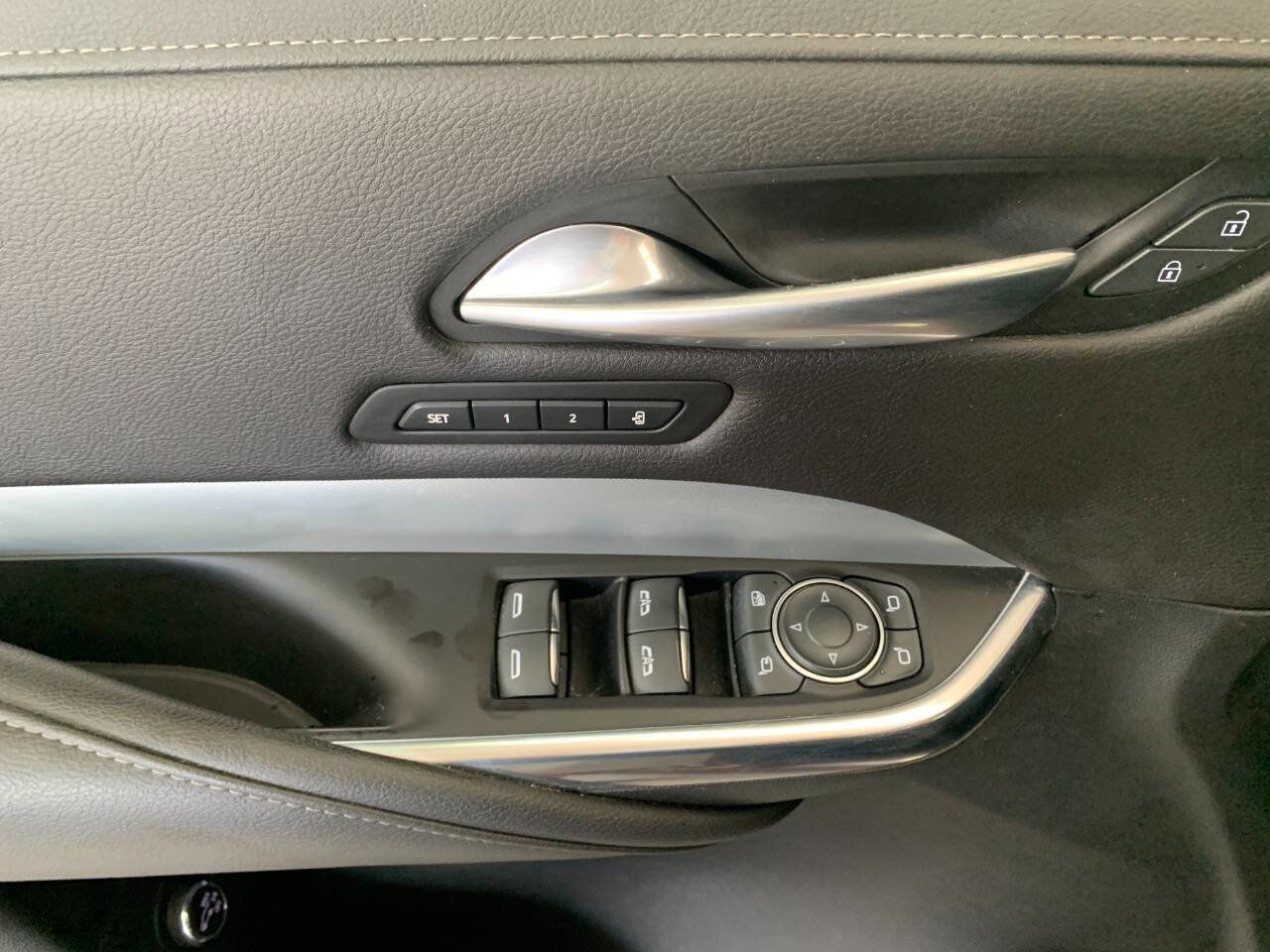 Used 2019 Cadillac XT4 Premium Luxury w/ Technology Package image 20