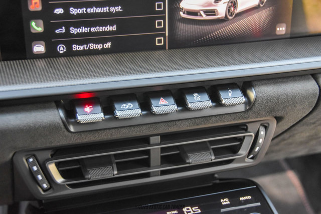 Used 2024 Porsche 911 Carrera GTS image 39