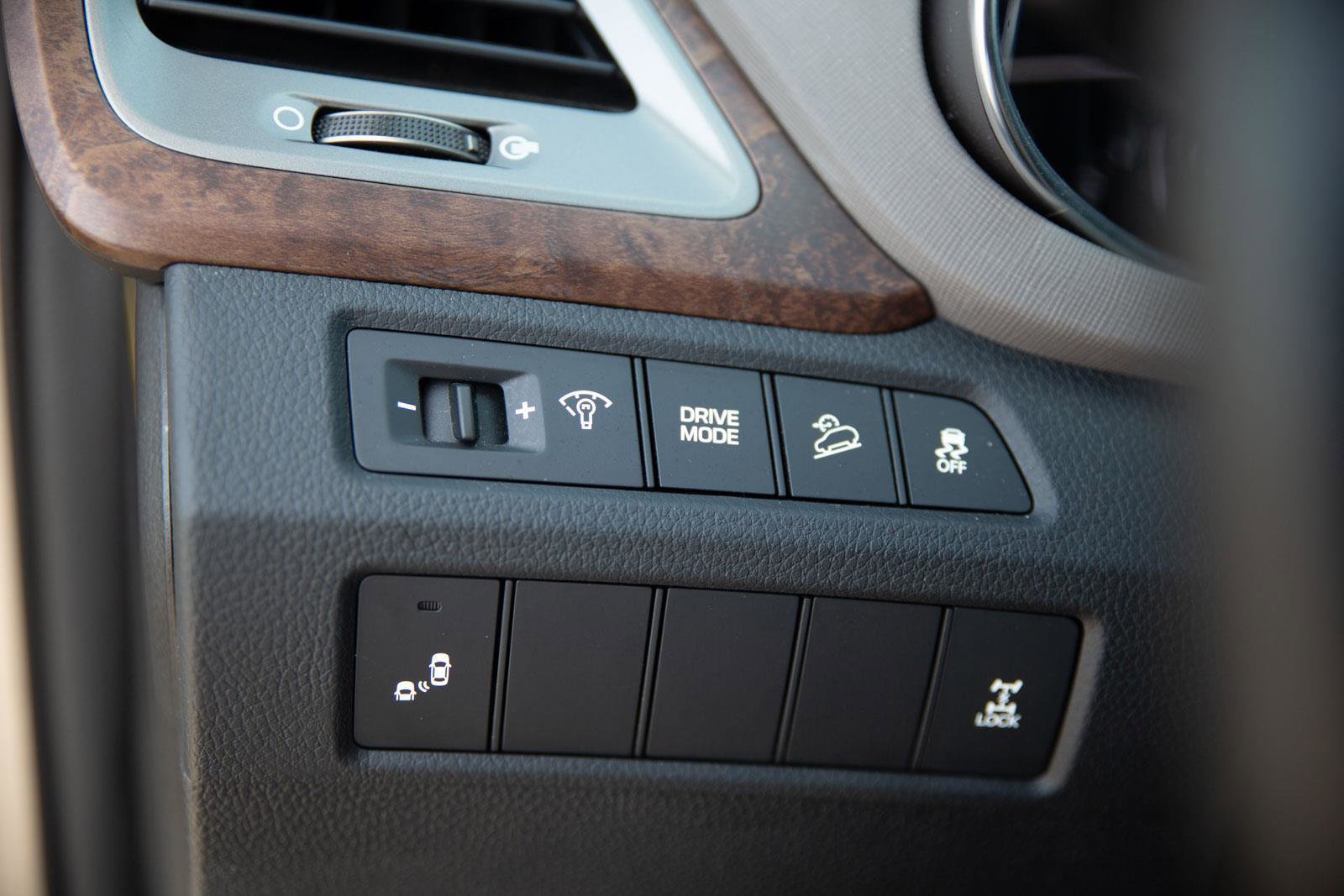 Used 2018 Hyundai Santa Fe Sport 2.0T image 19