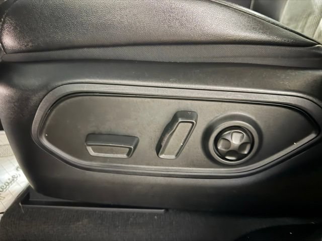 Used 2023 Jeep Grand Cherokee L Laredo AWD/4WD image 15