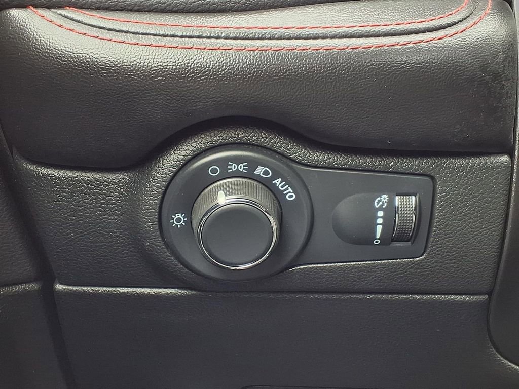 Certified 2023 Dodge Durango GT image 17