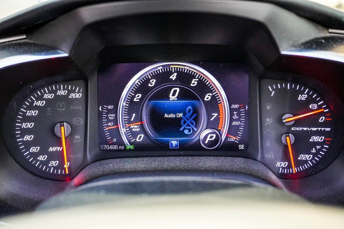 Used 2014 Chevrolet Corvette Stingray Convertible image 21