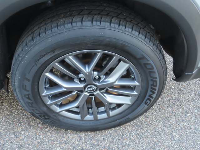 Used 2024 Nissan Rogue S AWD/4WD image 15