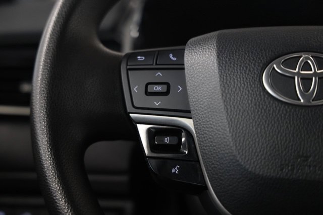 Used 2025 Toyota Camry LE FWD image 29