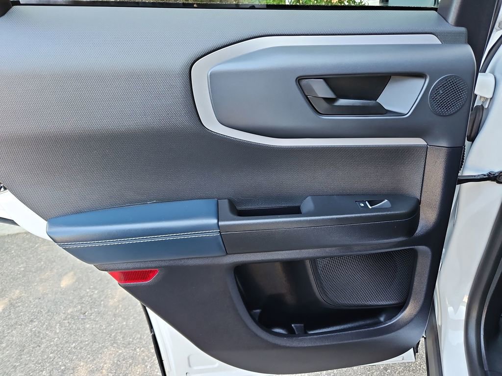 Used 2023 Ford Bronco Sport Outer Banks w/ Tech Package AWD/4WD image 30