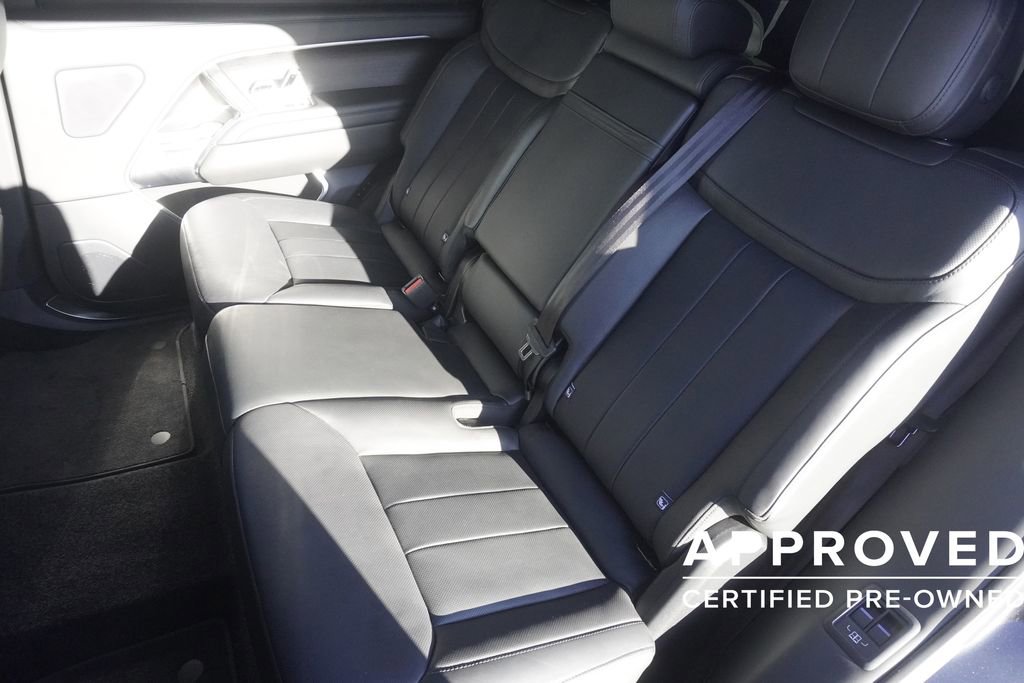 Used 2025 Land Rover Range Rover Long Wheelbase SE image 30