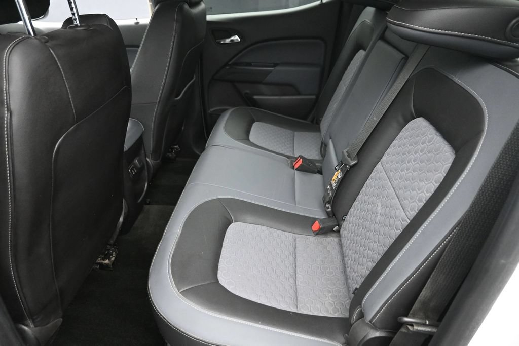 Used 2017 Chevrolet Colorado Z71 AWD/4WD image 11