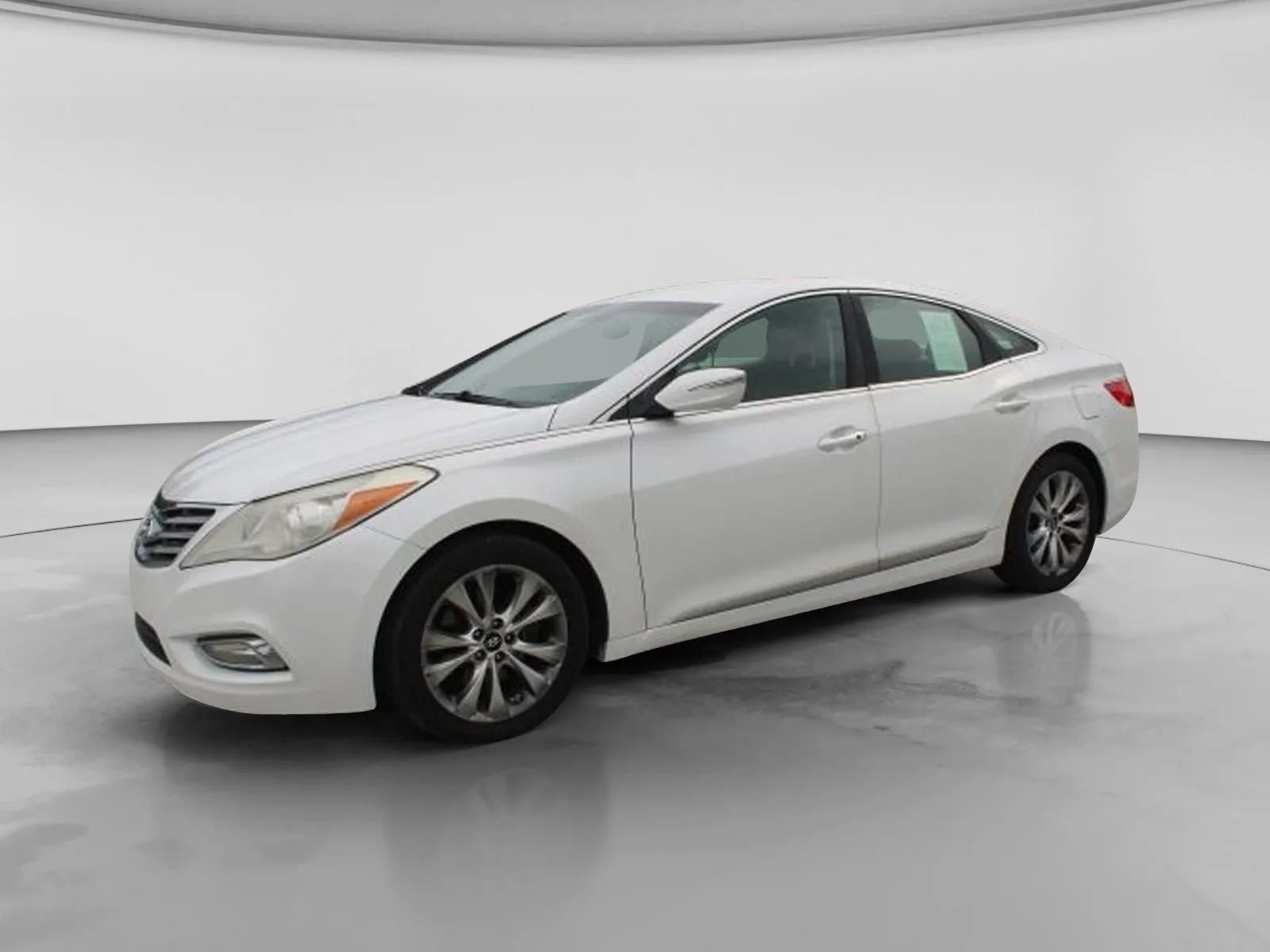 Used 2013 Hyundai Azera FWD image 5