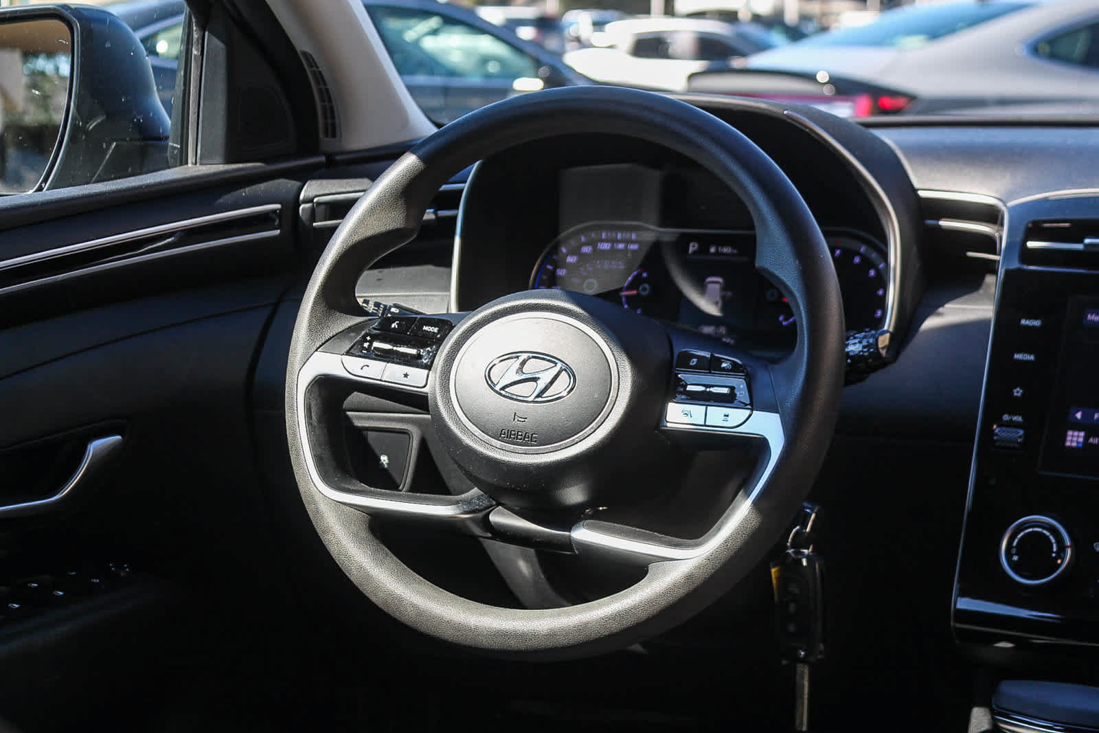 Certified 2024 Hyundai Tucson SE FWD image 19