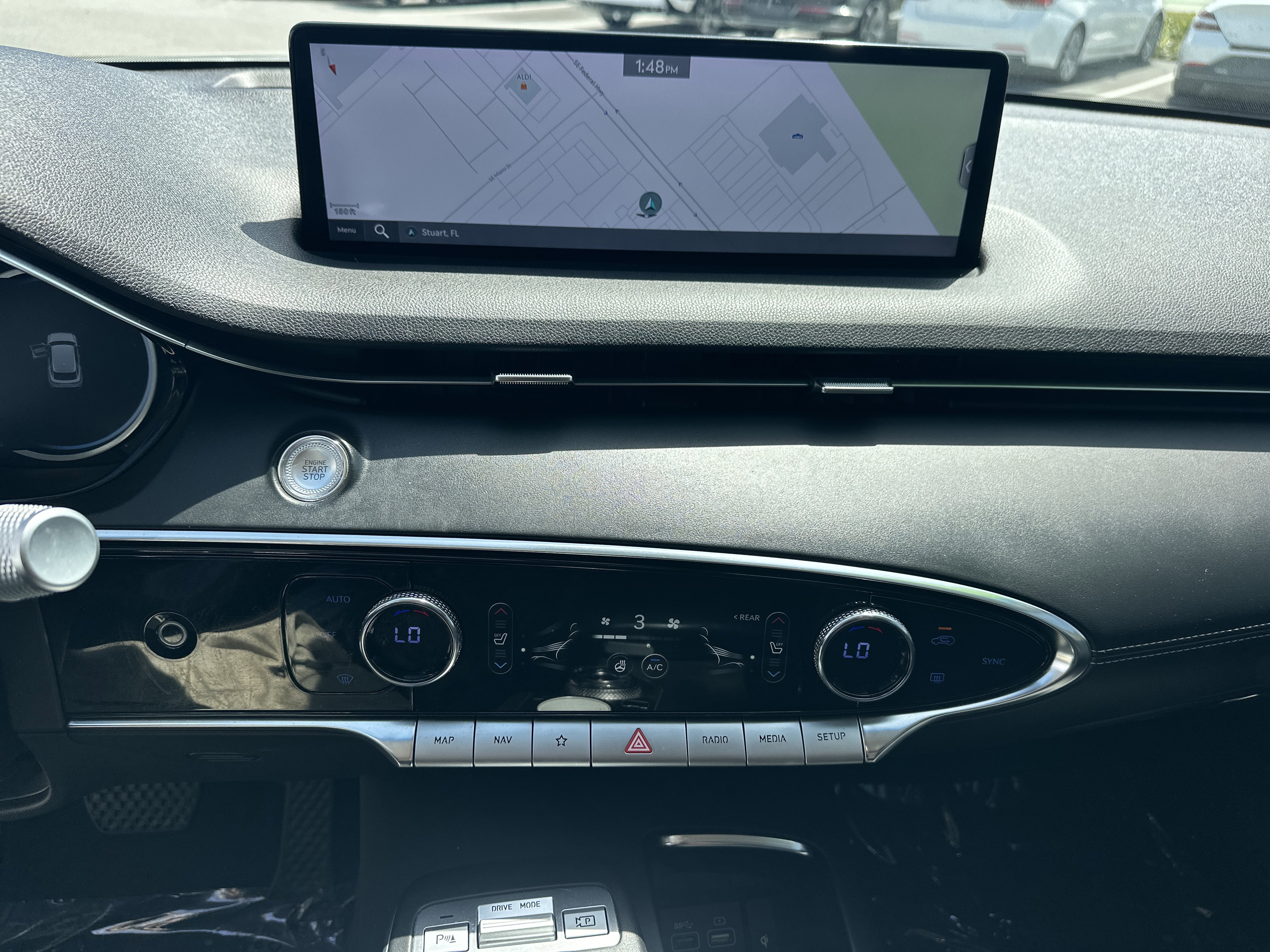 Certified 2023 Genesis GV70 2.5T w/ Select Package image 17