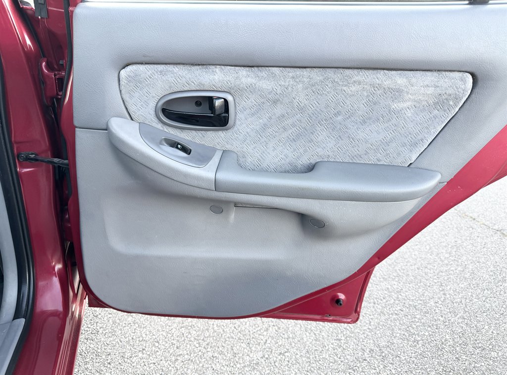 Used 2006 Hyundai Elantra GLS image 62