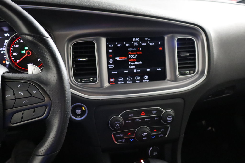 Used 2020 Dodge Charger SXT AWD/4WD image 20
