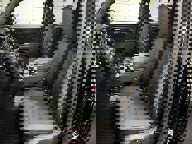 New 2026 GMC Acadia AT4 w/ LPO, Floor Liner Package image 19