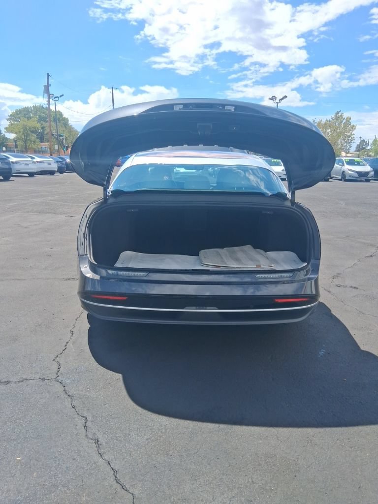 Used 2023 Lucid Air Touring AWD/4WD image 6