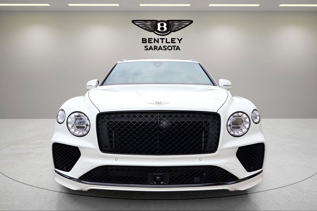 Used 2024 Bentley Bentayga AWD/4WD image 10