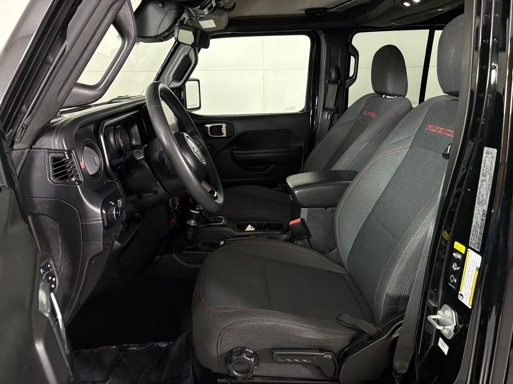 Used 2025 Jeep Wrangler Unlimited Rubicon AWD/4WD image 15