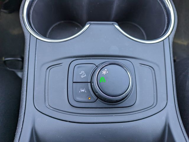 Used 2023 GMC Terrain SLE FWD image 30
