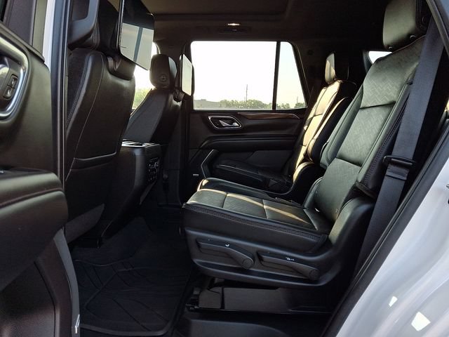 Used 2021 Chevrolet Tahoe High Country w/ Premium Package AWD/4WD image 13