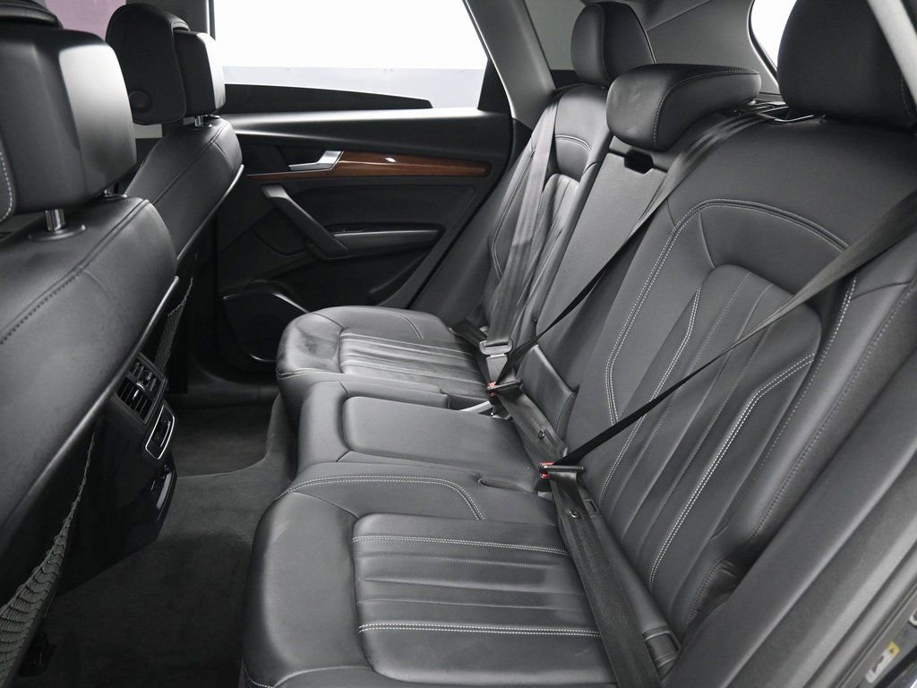 Used 2023 Audi Q5 2.0T Premium image 28