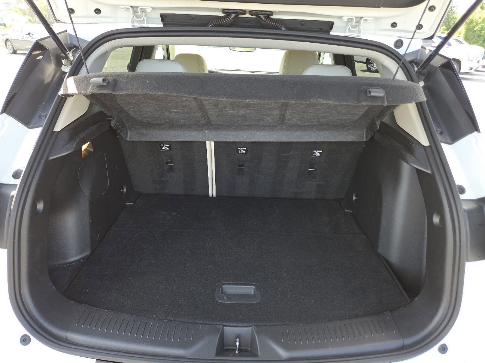 Used 2021 Buick Encore GX Select FWD image 19