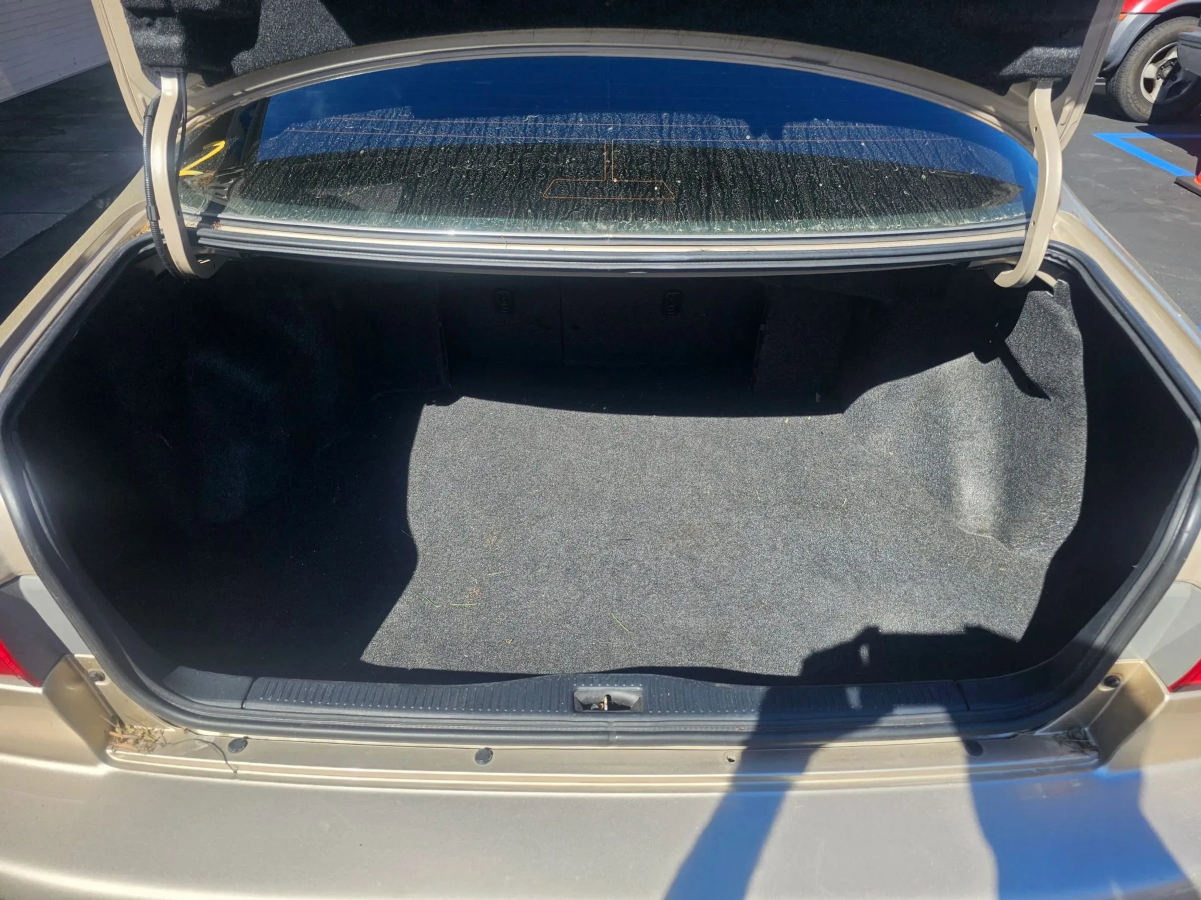 Used 1998 Toyota Camry LE FWD image 17