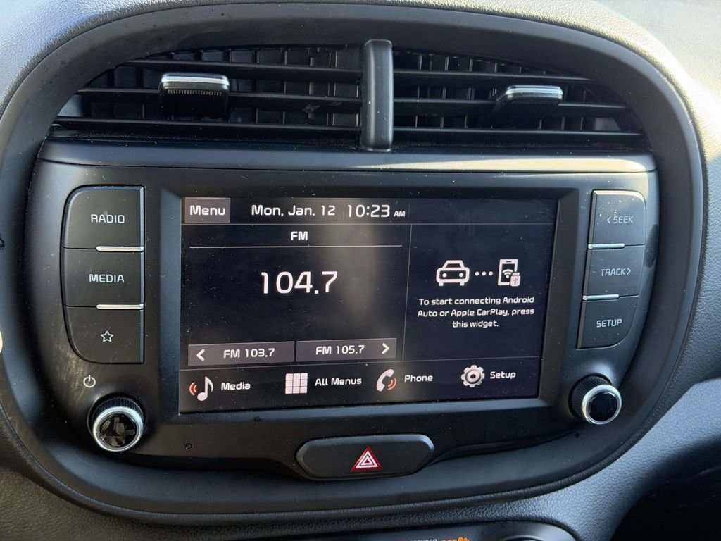 Used 2024 Kia Soul LX w/ Option Group 015 image 3