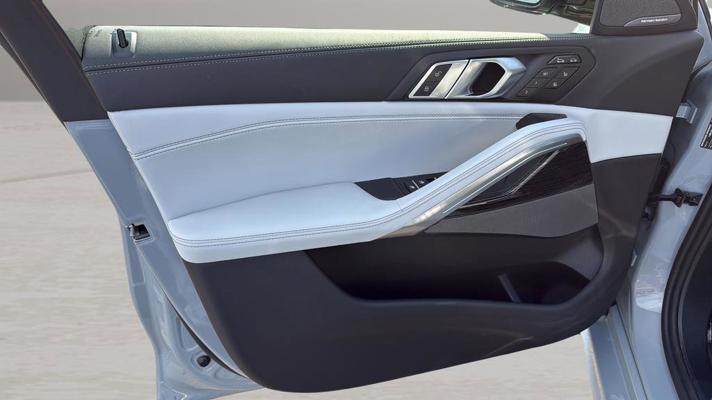 Used 2026 BMW X6 xDrive40i image 17