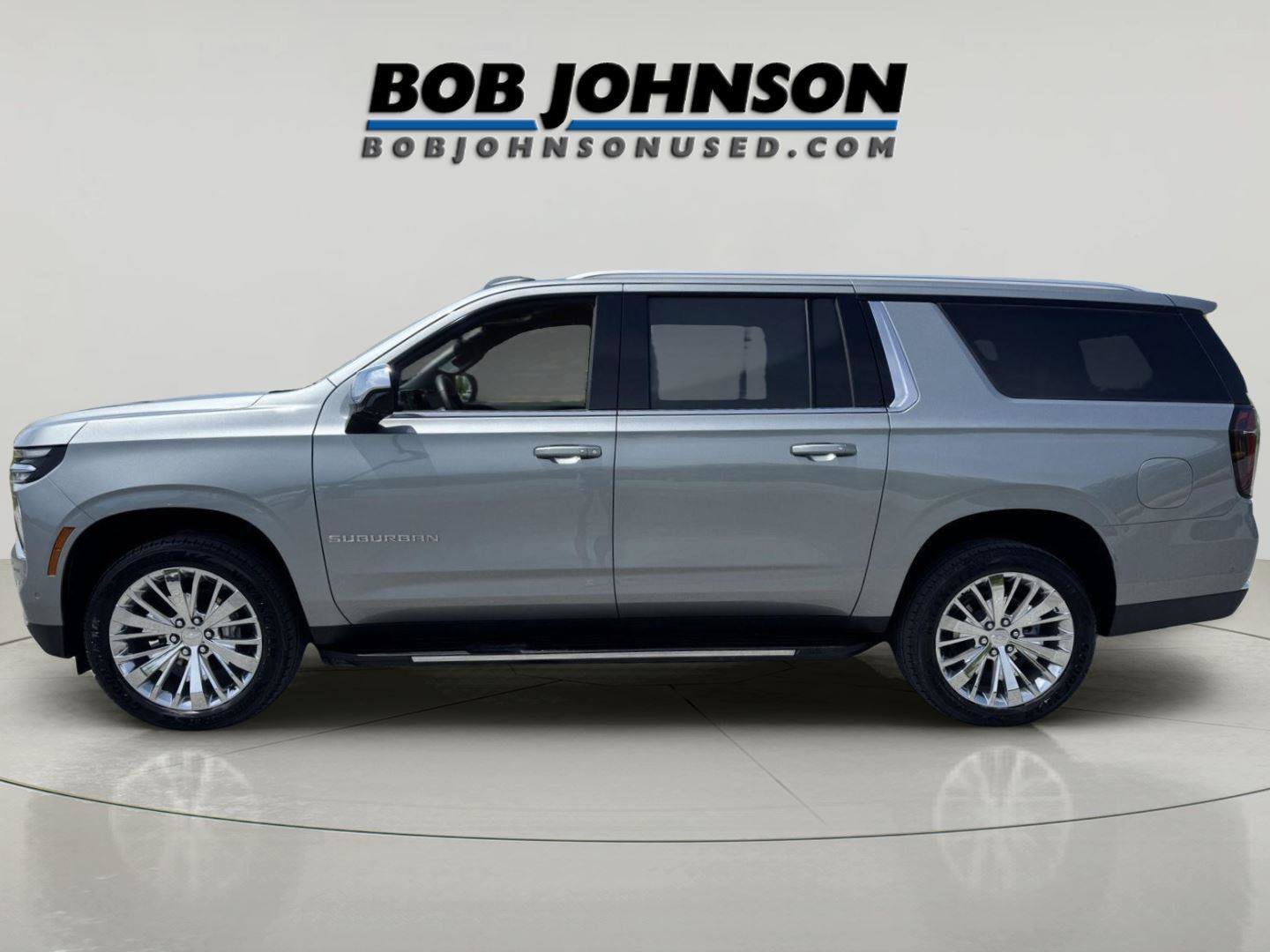 Used 2025 Chevrolet Suburban LS AWD/4WD image 18