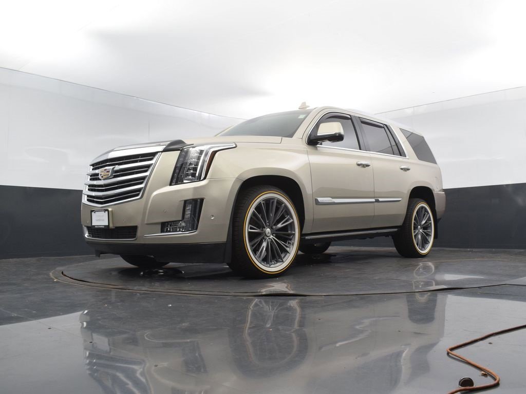 Used 2017 Cadillac Escalade Platinum image 55