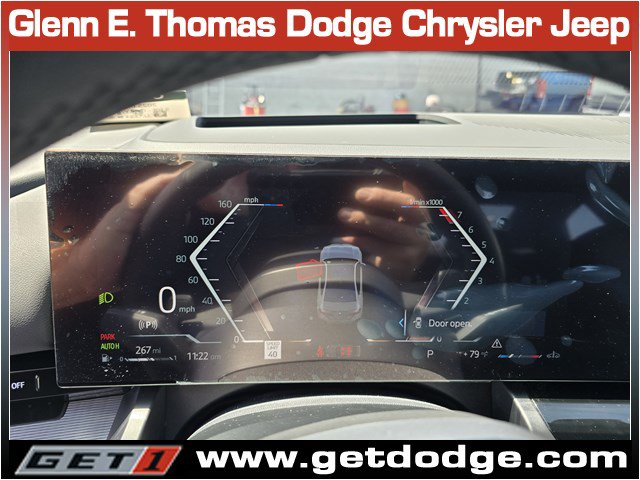 Used 2025 BMW 530i w/ M Sport Package RWD image 15