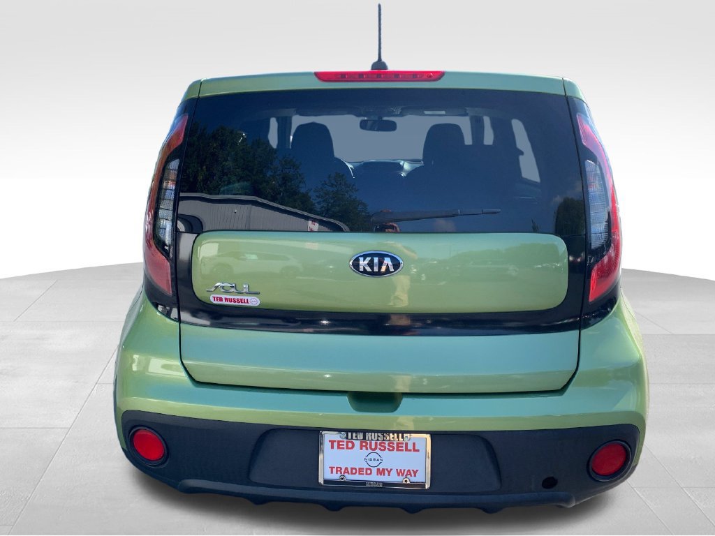 Used 2018 Kia Soul FWD image 4