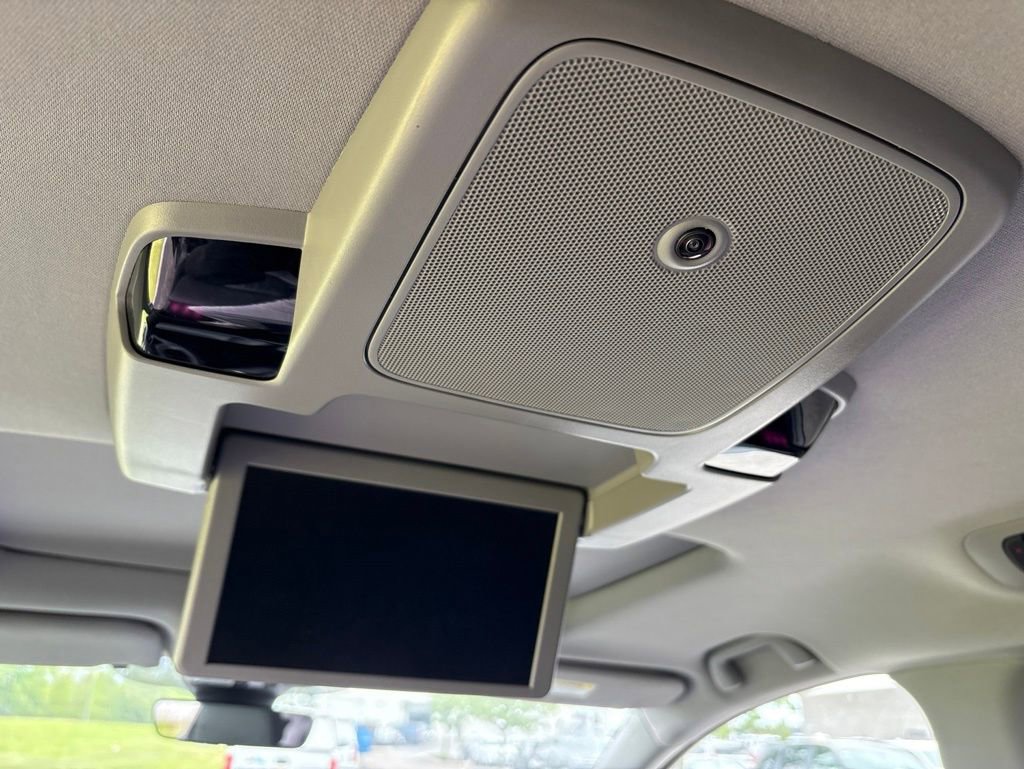 Used 2023 Honda Odyssey Touring image 5