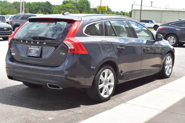Used 2016 Volvo V60 T5 Premier FWD image 11